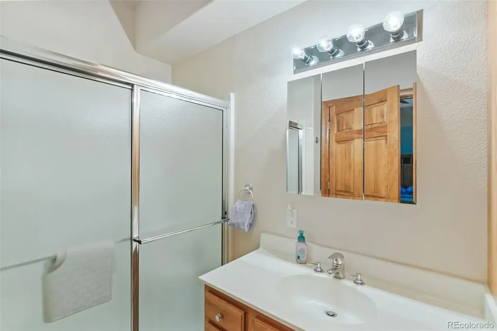 5324 Grimes Lane Larkspur CO 80118