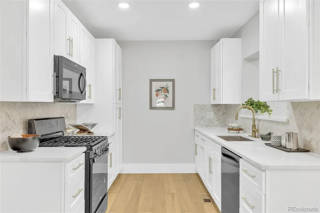 2930 Monaco St Parkway Denver CO 80207