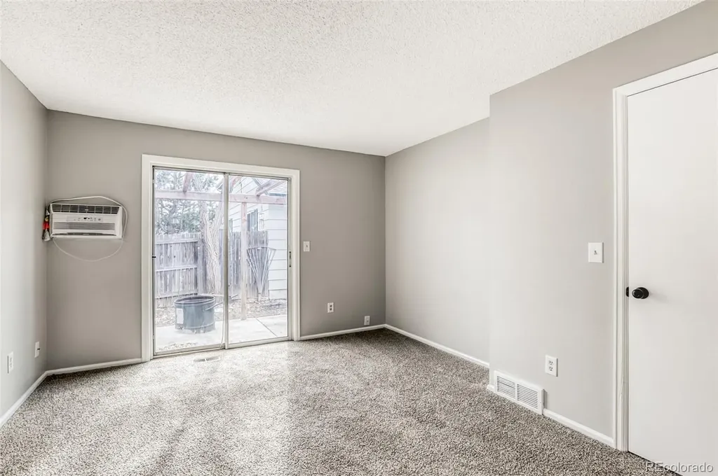 1912 Rice Street Longmont CO 80501