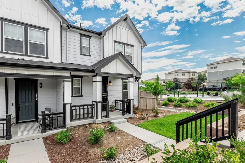 3198 Ireland Moss Street Castle Rock CO 80109
