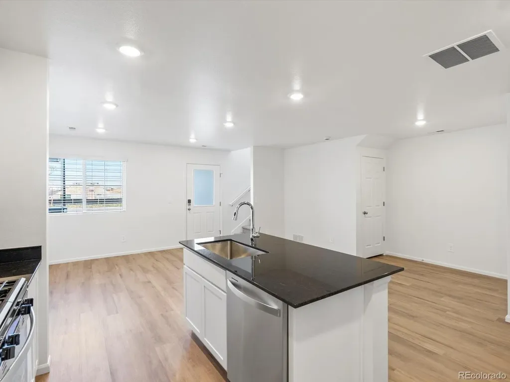 21256 E 65th Drive Aurora CO 80019
