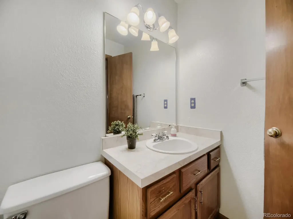 2835 W Davies Drive Littleton CO 80120