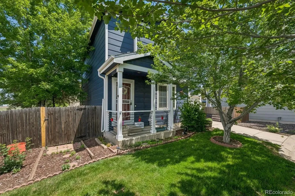 10140 Fairfax Court Denver CO 80229