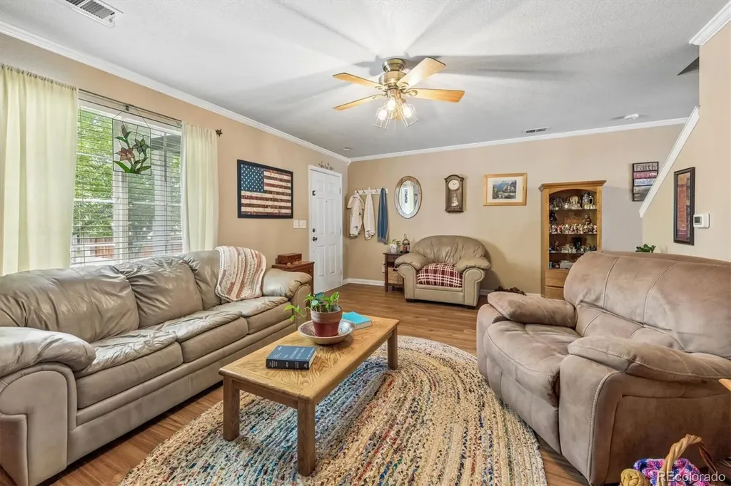 10140 Fairfax Court Denver CO 80229