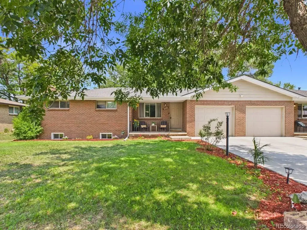 4570 Hoyt Street Wheat Ridge CO 80033