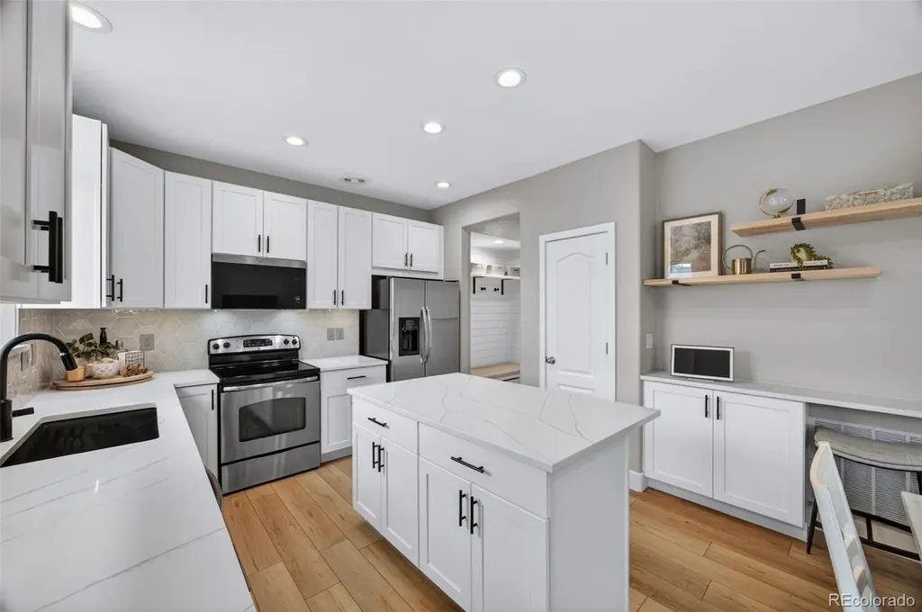 196 N Millbrook Street Aurora CO 80018