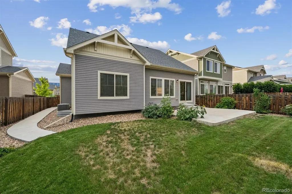 10536 Racine Way Commerce City CO 80022