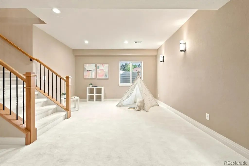 9851 W 71st Avenue Arvada CO 80004