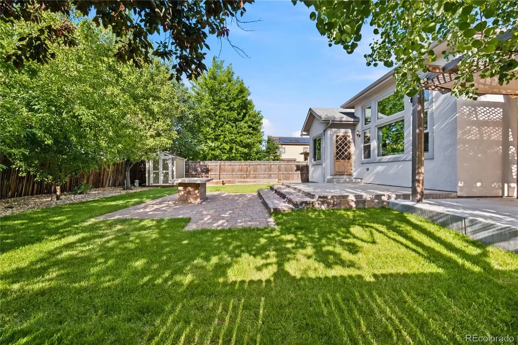 9851 W 71st Avenue Arvada CO 80004