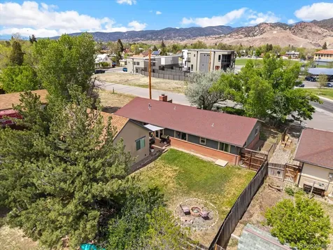 325 & 325 1/2 E 11th Street Salida CO 81201