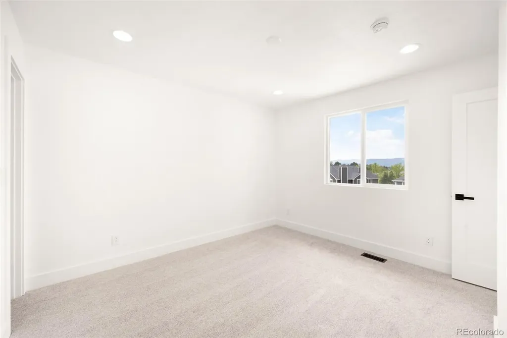 9625 Cherryvale Drive Highlands Ranch CO 80126