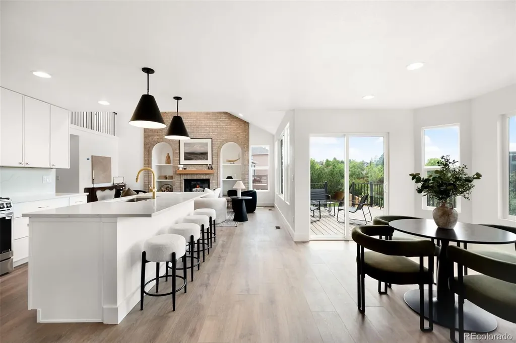 9625 Cherryvale Drive Highlands Ranch CO 80126