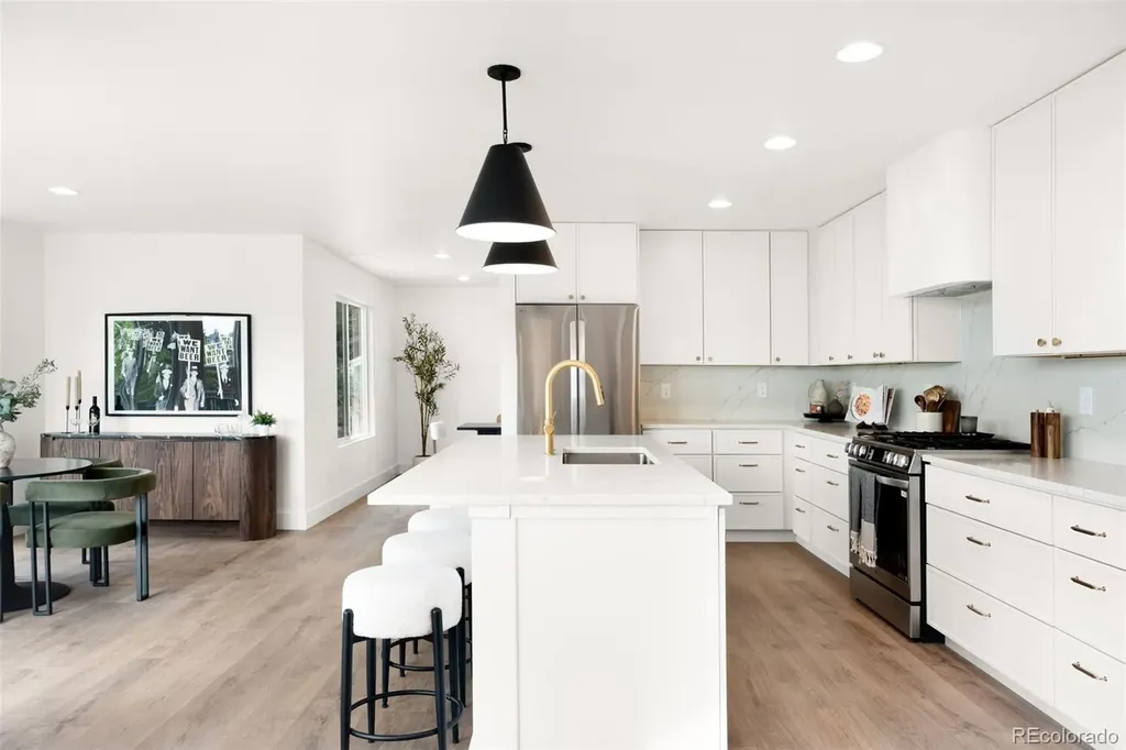 9625 Cherryvale Drive Highlands Ranch CO 80126