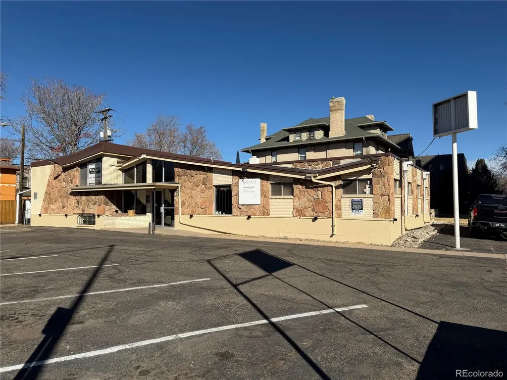 1709 Williams Denver CO 80218