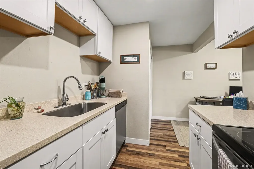 4529 S Lowell Boulevard Denver CO 80236