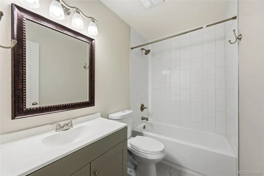 3185 S Ensenada Way Aurora CO 80013