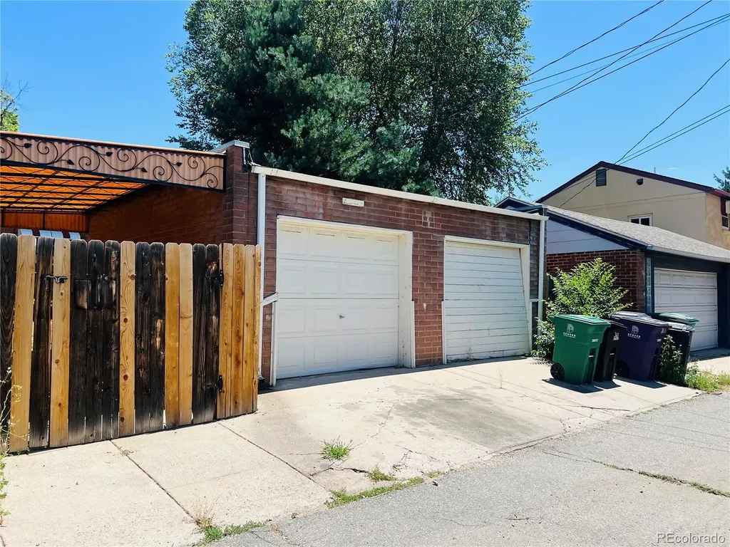 361 S Logan Street Denver CO 80209