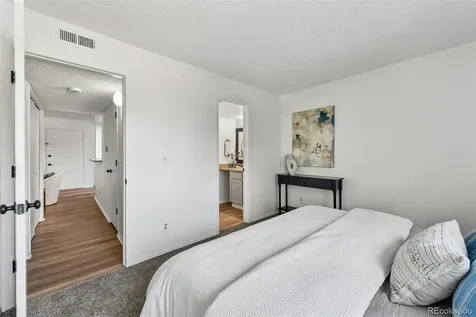 1075 S Elkhart Way Aurora CO 80012