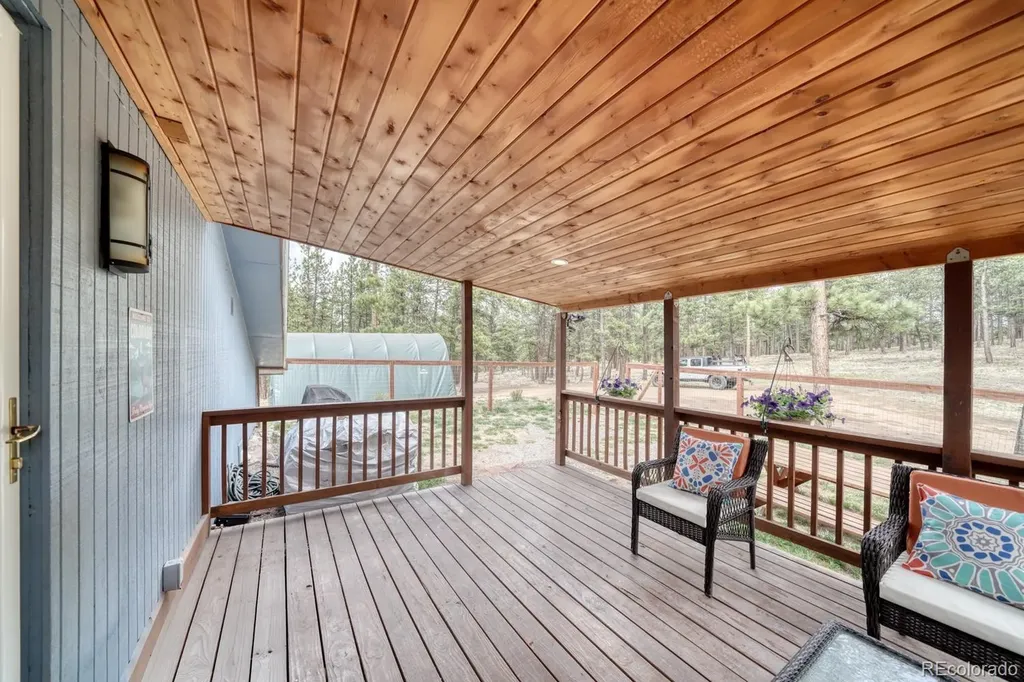 453 Black Fawn Lane Westcliffe CO 81252