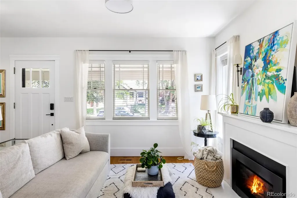 1047 Steele Street Denver CO 80206