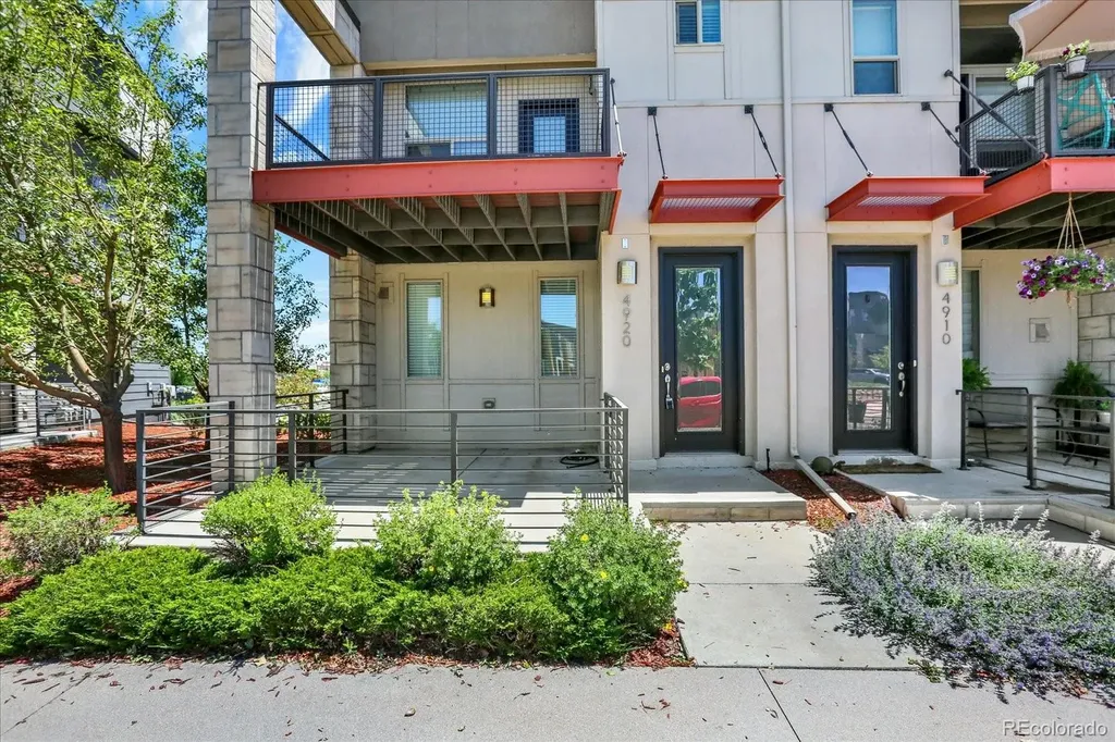 4920 Valentia Street Denver CO 80238
