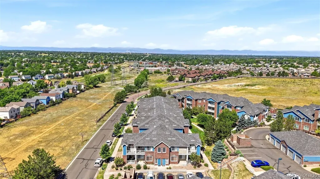 2705 S Danube Way Aurora CO 80013
