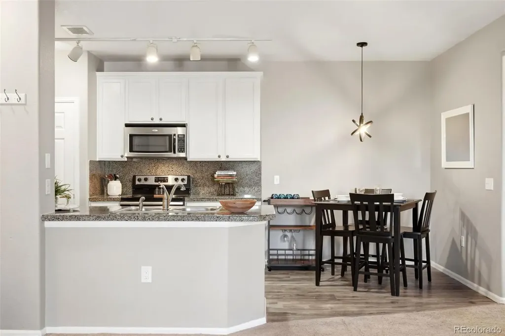 2705 S Danube Way Aurora CO 80013