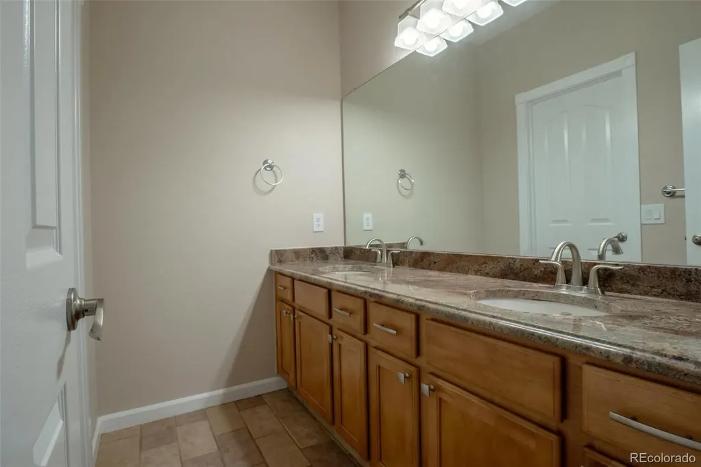 9764 Joplin Street Commerce City CO 80022