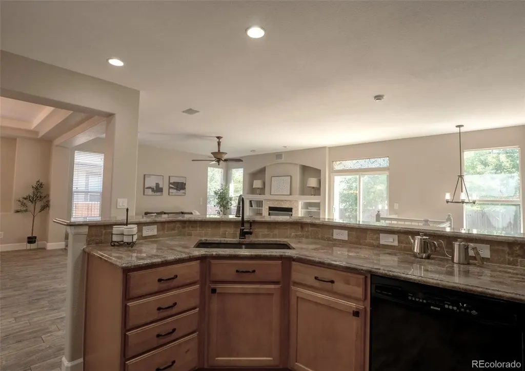 9764 Joplin Street Commerce City CO 80022