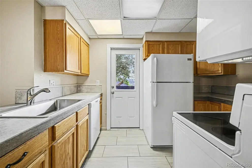 532 Oakwood Drive Castle Rock CO 80104