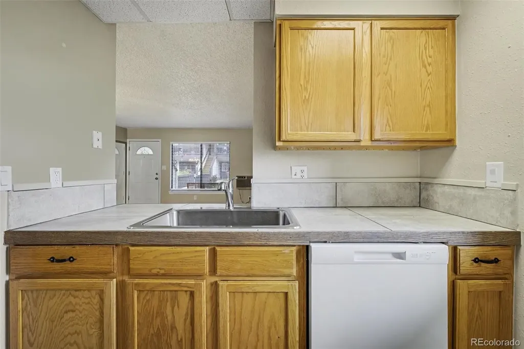 532 Oakwood Drive Castle Rock CO 80104