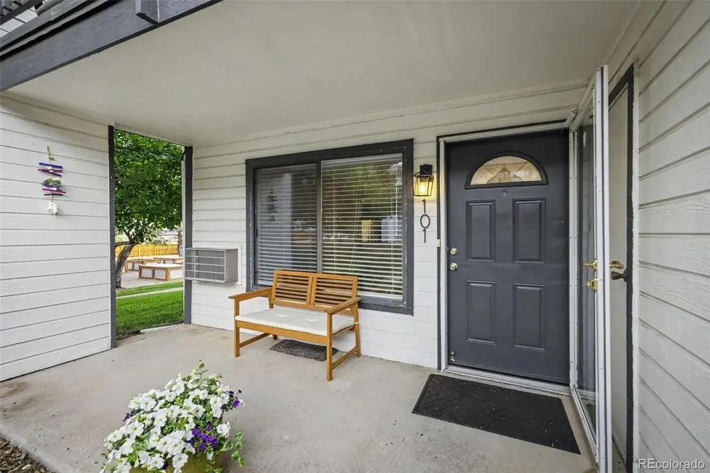 532 Oakwood Drive Castle Rock CO 80104