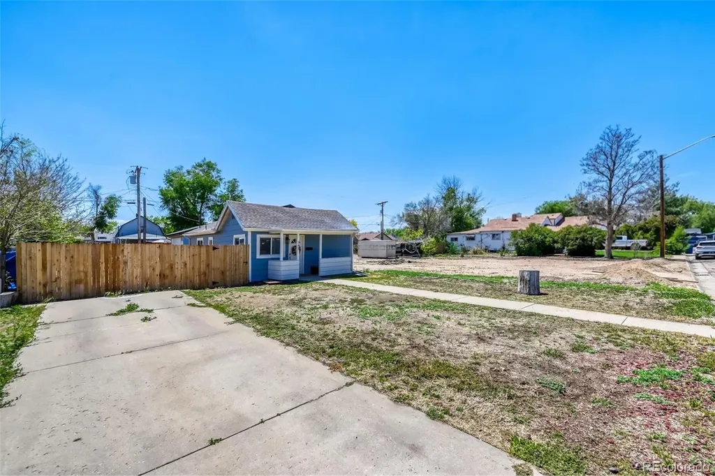 148 7th Street Fort Lupton CO 80621