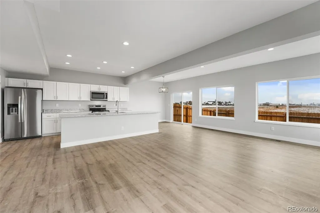 312 Bennett Avenue Bennett CO 80102