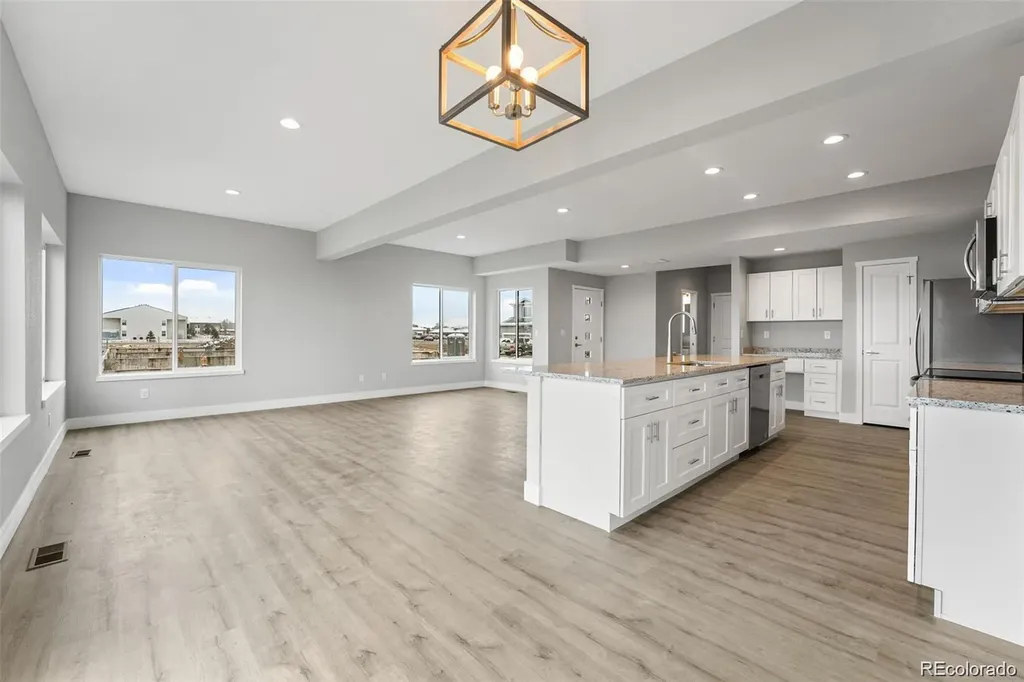 312 Bennett Avenue Bennett CO 80102