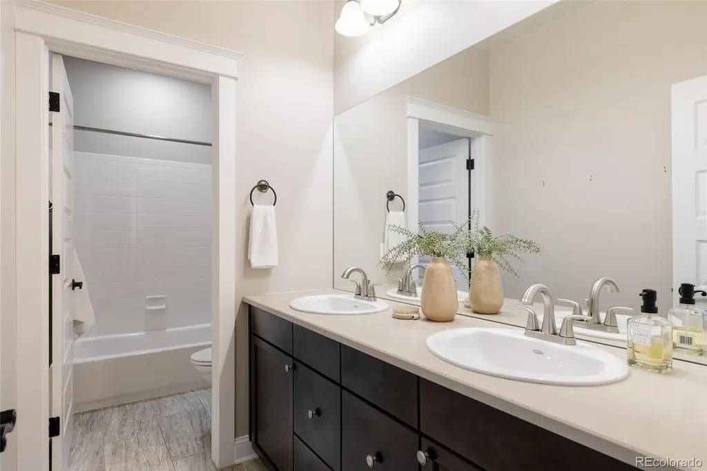 8904 E 51st Avenue Denver CO 80238