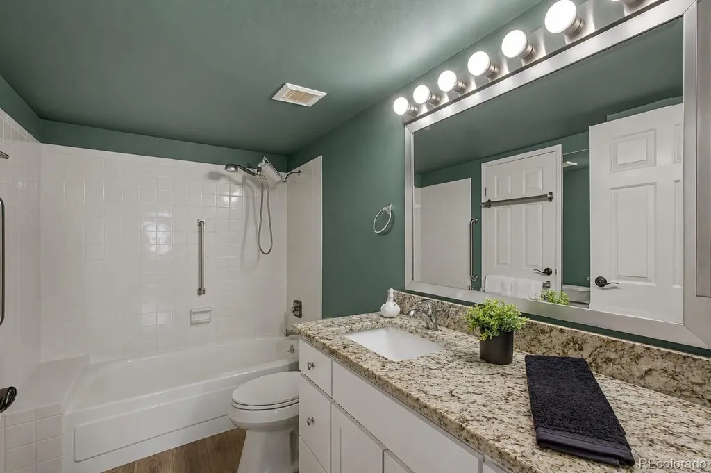 13961 E Marina Drive Aurora CO 80014