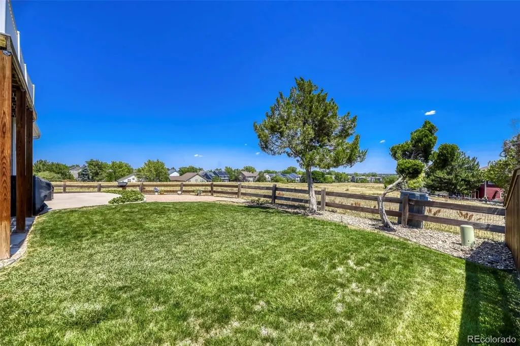 9102 White Pelican Way Littleton CO 80126
