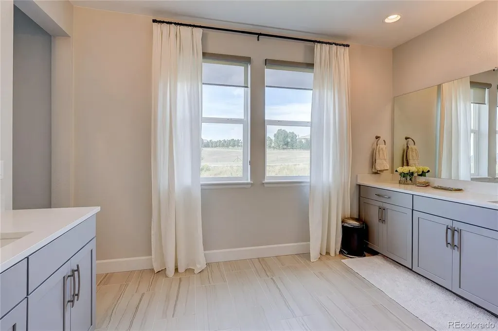 6371 Kenzie Circle Castle Pines CO 80108