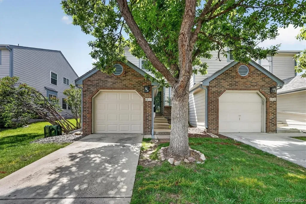 6911 S Dover Way Littleton CO 80128