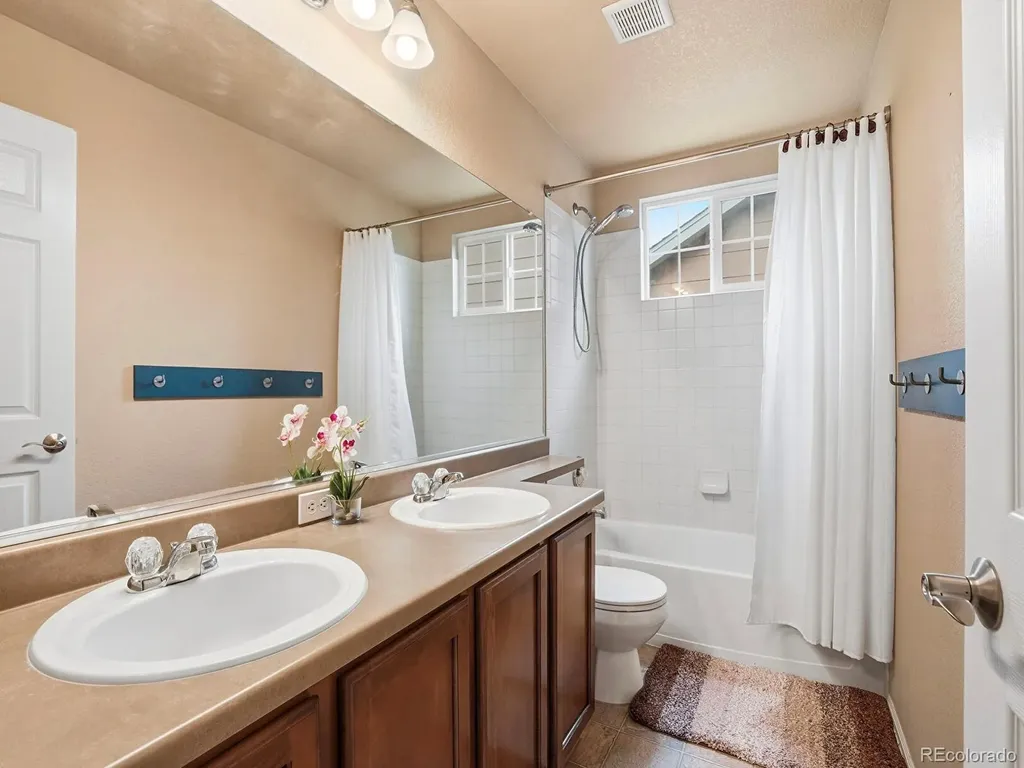 21536 E Nassau Place Aurora CO 80013