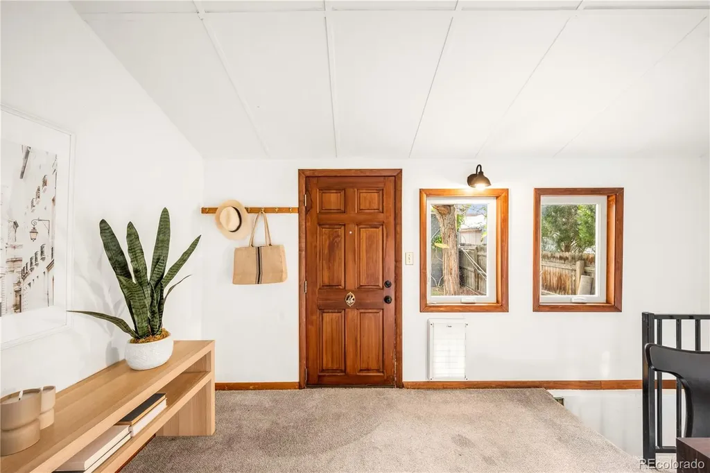 341 N Lincoln Street Denver CO 80203
