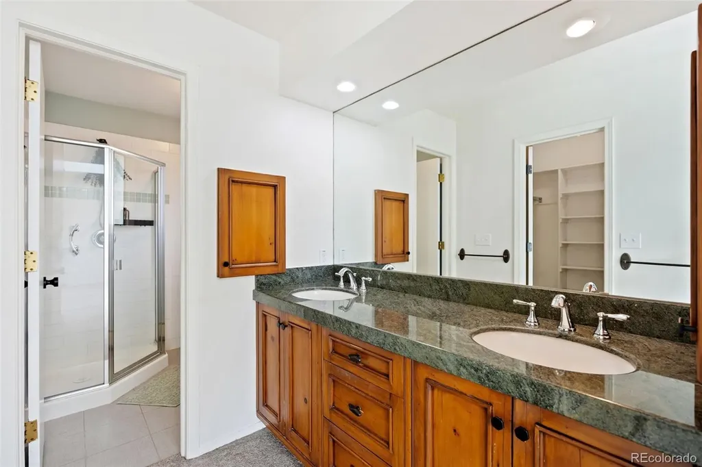 5411 Manitou Road Littleton CO 80123