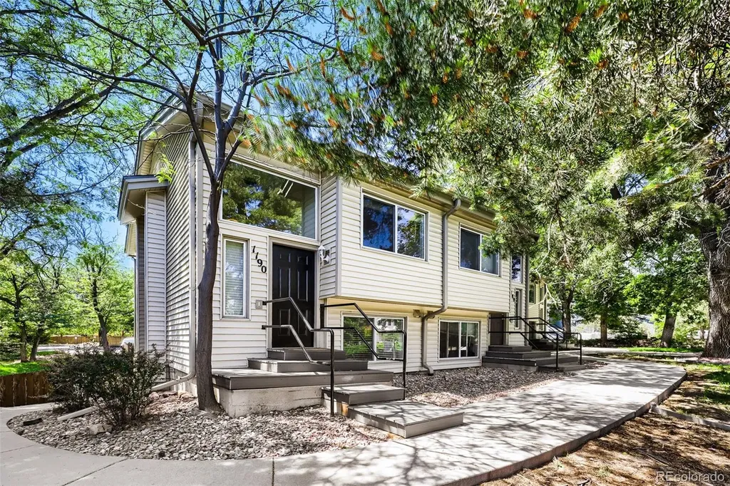 1190 Poplar Avenue Boulder CO 80304