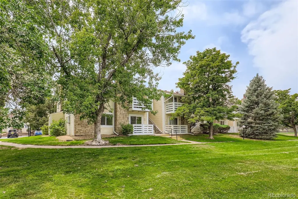 8555 Fairmount Drive Denver CO 80247