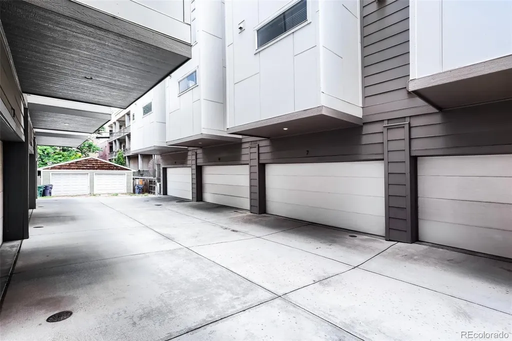 2733 W 28th Avenue Denver CO 80211