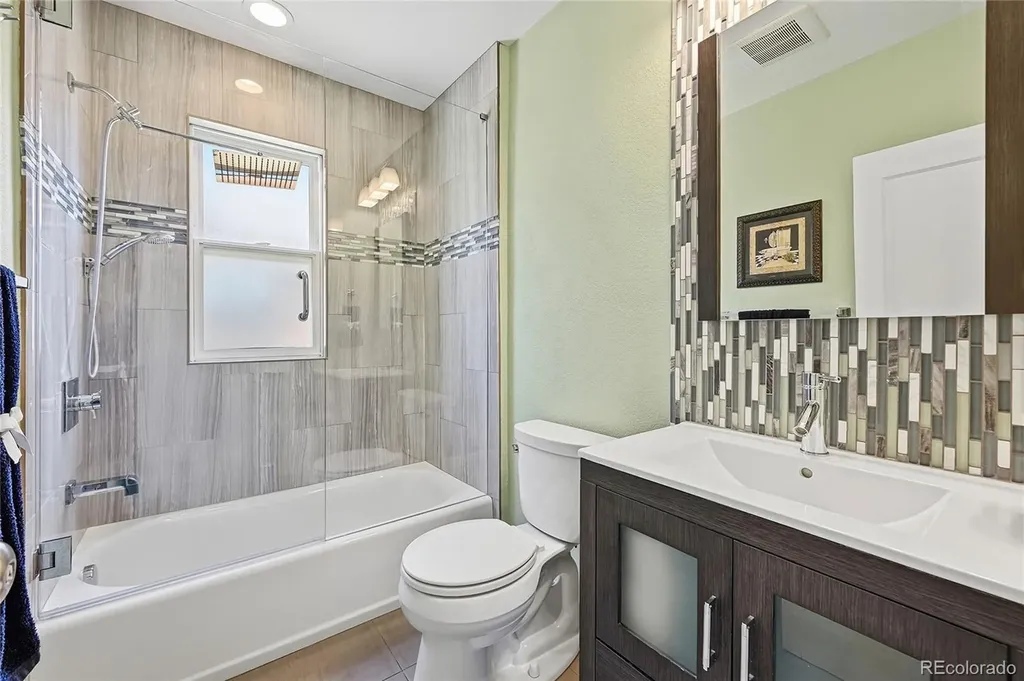 3022 S Acoma Street Englewood CO 80110
