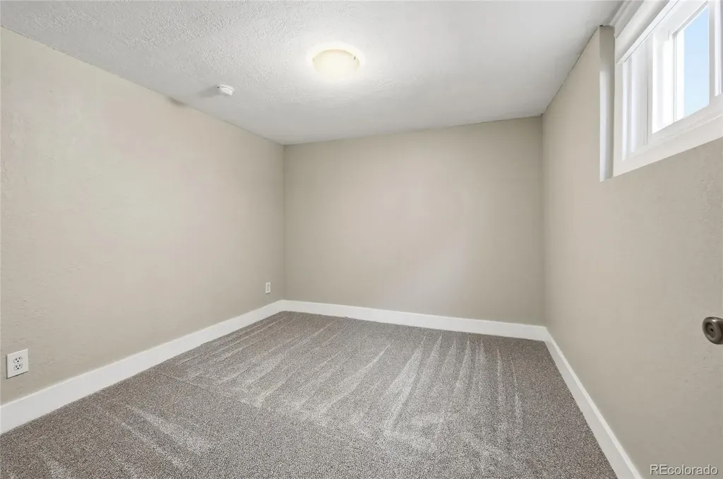 3022 S Acoma Street Englewood CO 80110