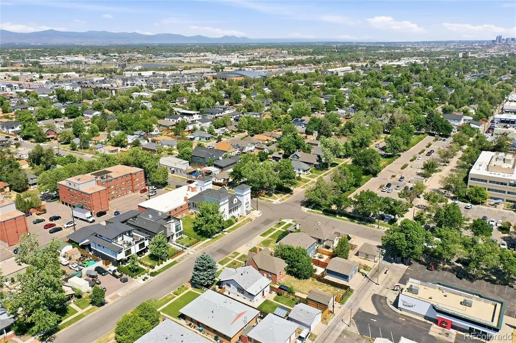 3022 S Acoma Street Englewood CO 80110