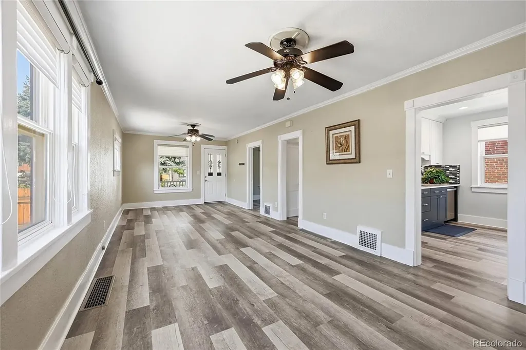 3022 S Acoma Street Englewood CO 80110